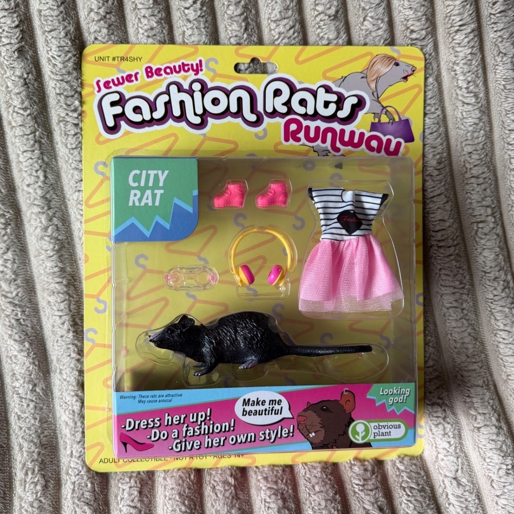 Obvious Plant Fashion Rats Runway City Rat Sewer Beauty Parody Toy TR4SHY